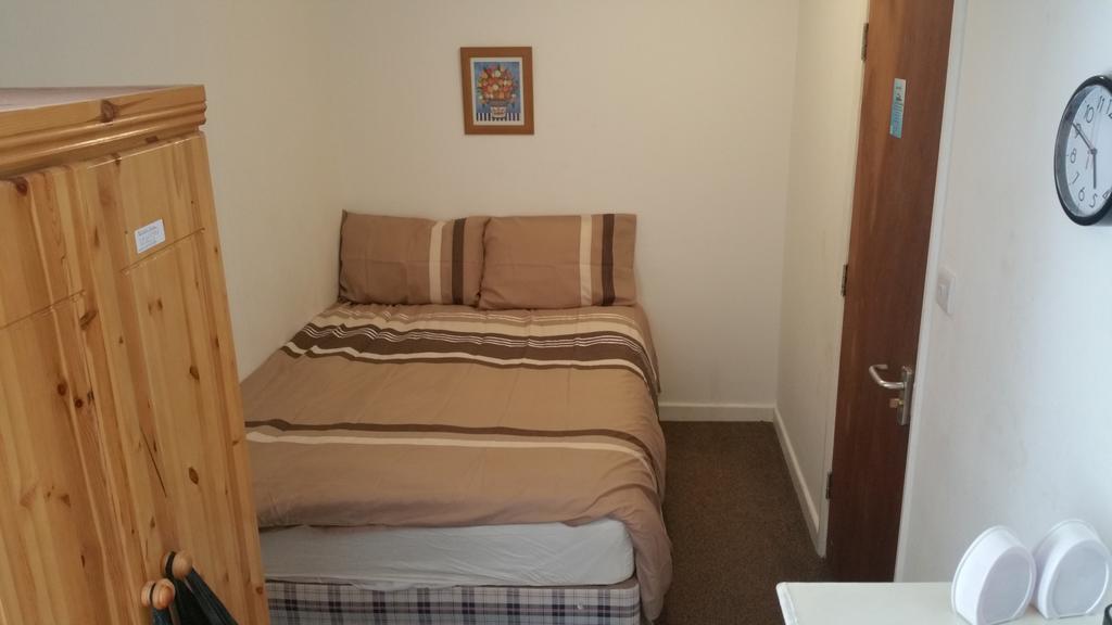 140 Midland Road Hotel Luton  Ngoại thất bức ảnh